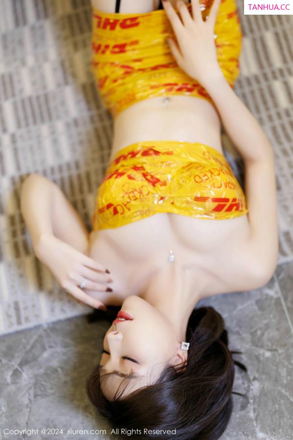 陈芝 芝芝Booty [XiuRen]高清写真图 2024.12.26 No.9664 徐莉芝Booty 黑丝美臀第33张图片